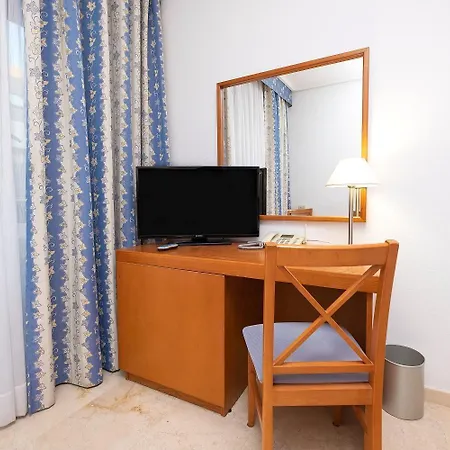 Concorde Hotel 4*
