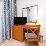 Concorde Hotel 4*